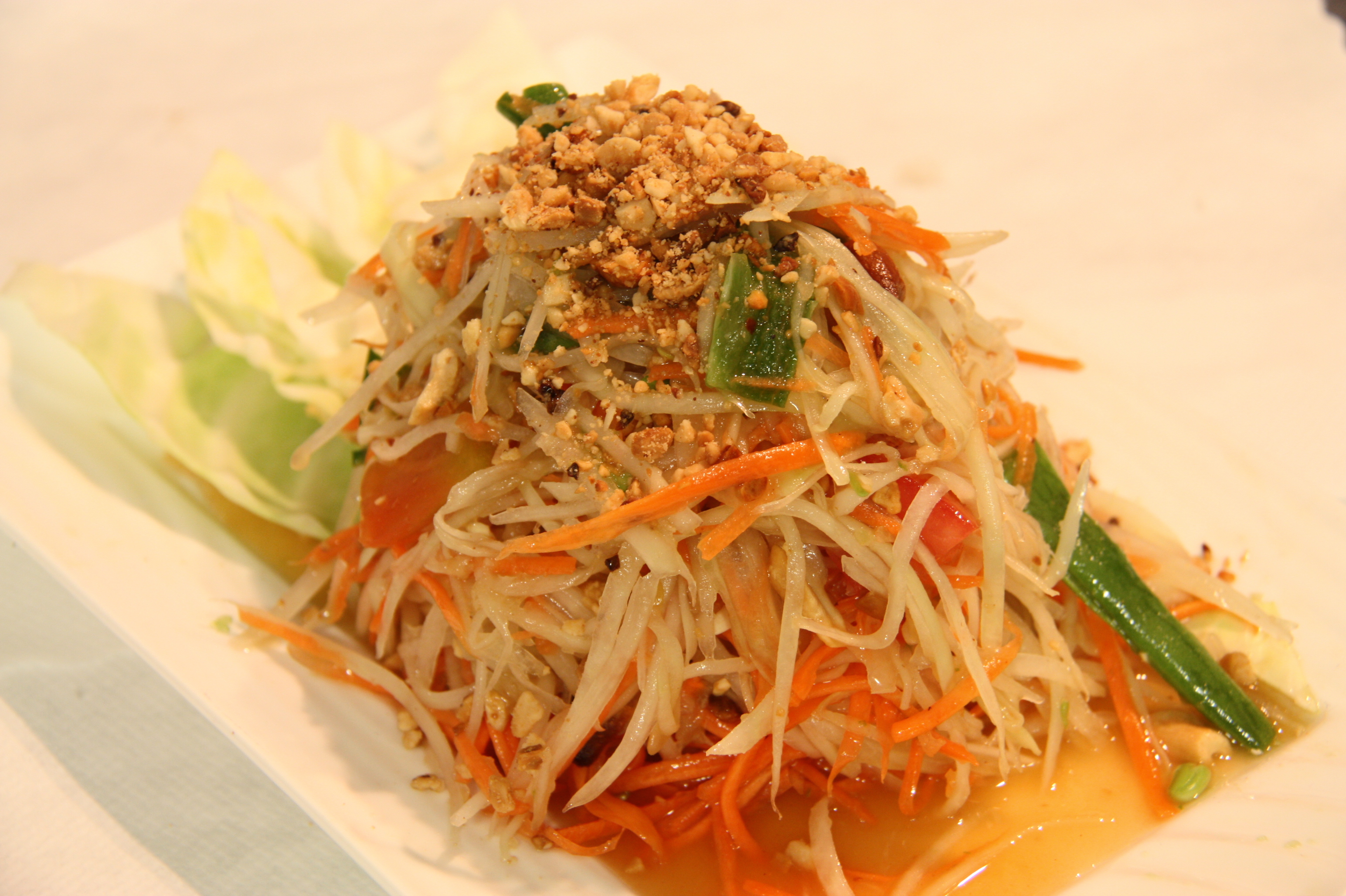 Order Som Tam Salad food online from Ploy Ii-Thai Cuisine store, San Francisco on bringmethat.com