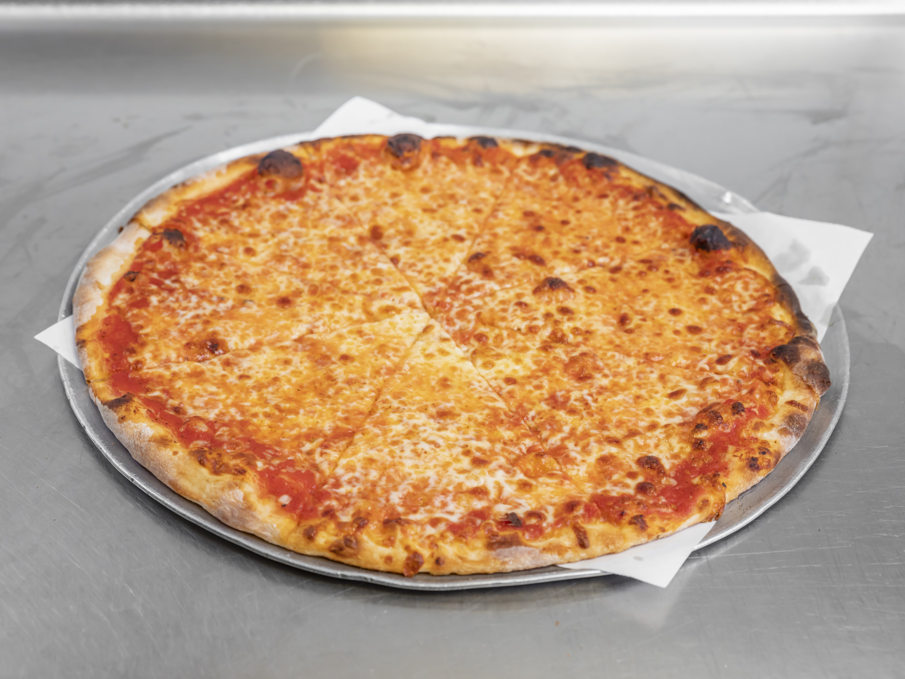 Order Mozzarella Pizza food online from Amore' Apizza store, Wallingford on bringmethat.com