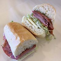 Order Italian Sub food online from Galloway's Chicago Subs store, Crystal Lake on bringmethat.com