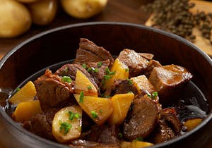 Order Potato Braised Beef 土豆凜焖牛肉 food online from Fine China store, Lansing on bringmethat.com