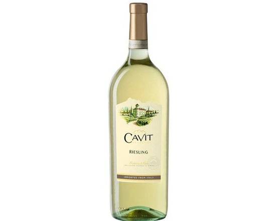 Order Cavit, Collection Provincia di Pavia Riesling · 1.5 L food online from House Of Wine store, New Rochelle on bringmethat.com