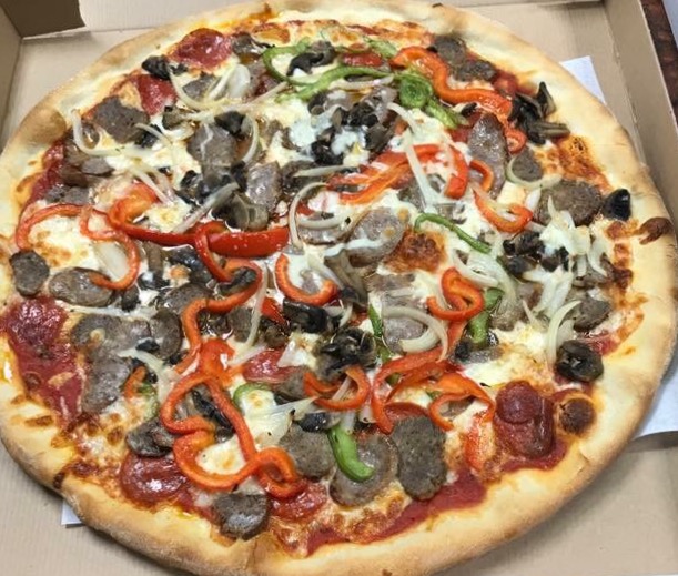 Order House Special Pie 18” food online from Di Carlo Pizzeria store, Westbury on bringmethat.com
