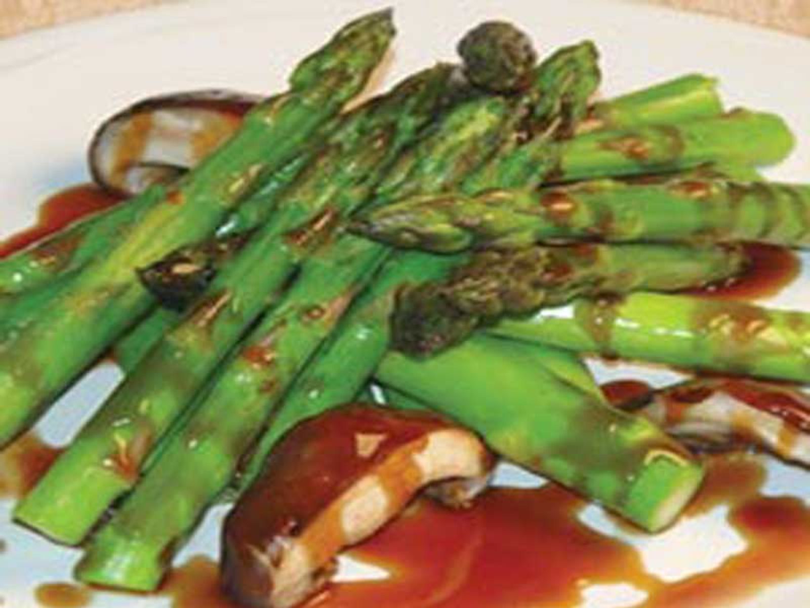 Order Asparagus food online from Lanna Thai Restaurant store, Everett on bringmethat.com