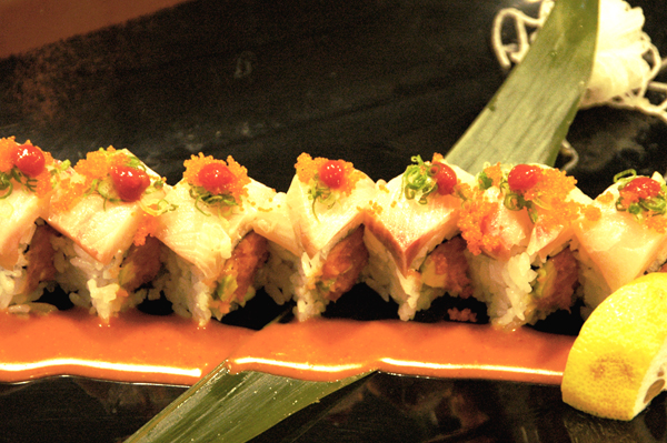 Order Spicy Hama Hama Roll food online from Hi Sushi store, Bakersfield on bringmethat.com