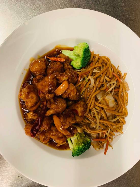 Order H1. General Tso's or Orange Chicken food online from China Pagoda Restaurant store, Fort Worth on bringmethat.com
