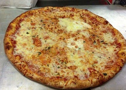 Order NY Style Hand Tossed Red Pizza - Round 18" food online from Two Brothers store, Dunmore on bringmethat.com