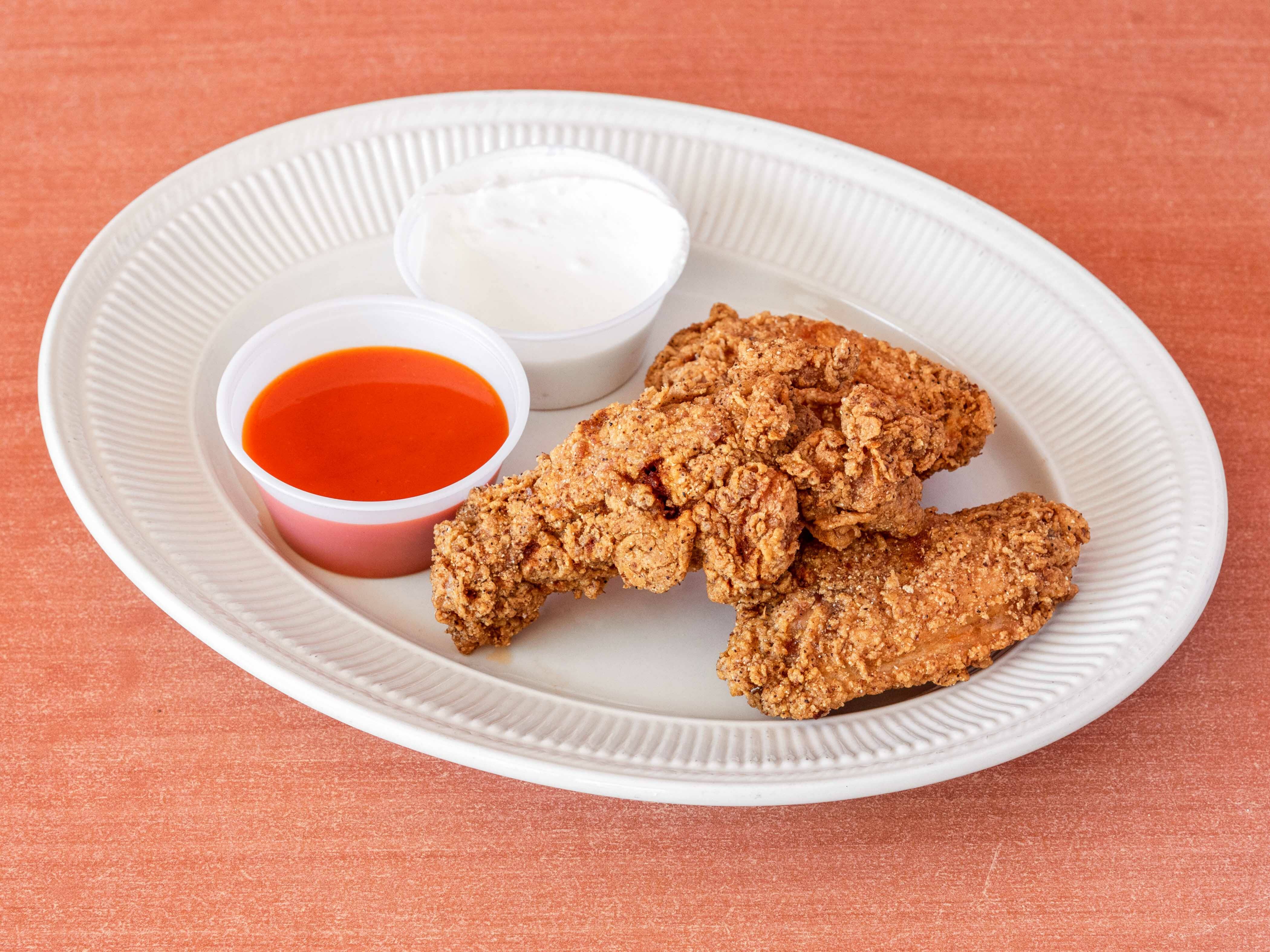 Order Chicken Wings food online from Brickstone Cafe & Pizzeria store, Arlington on bringmethat.com