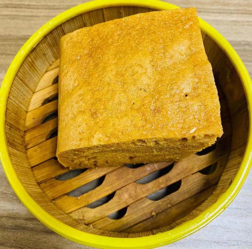 Order Sponge Cake 馬拉糕 food online from Dim Sum Club store, San Francisco on bringmethat.com