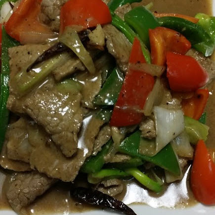 Order Pepper Steak food online from Thai Lily Cafe store, Houston on bringmethat.com