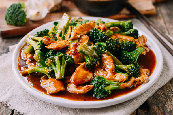 Order 55. Chicken with Broccoli food online from New East Chinese store, Hackensack on bringmethat.com
