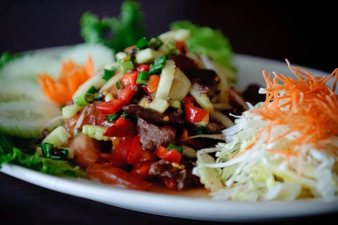 Order Beef Salad (Yum Nua) food online from Thai Garden store, Schaumburg on bringmethat.com