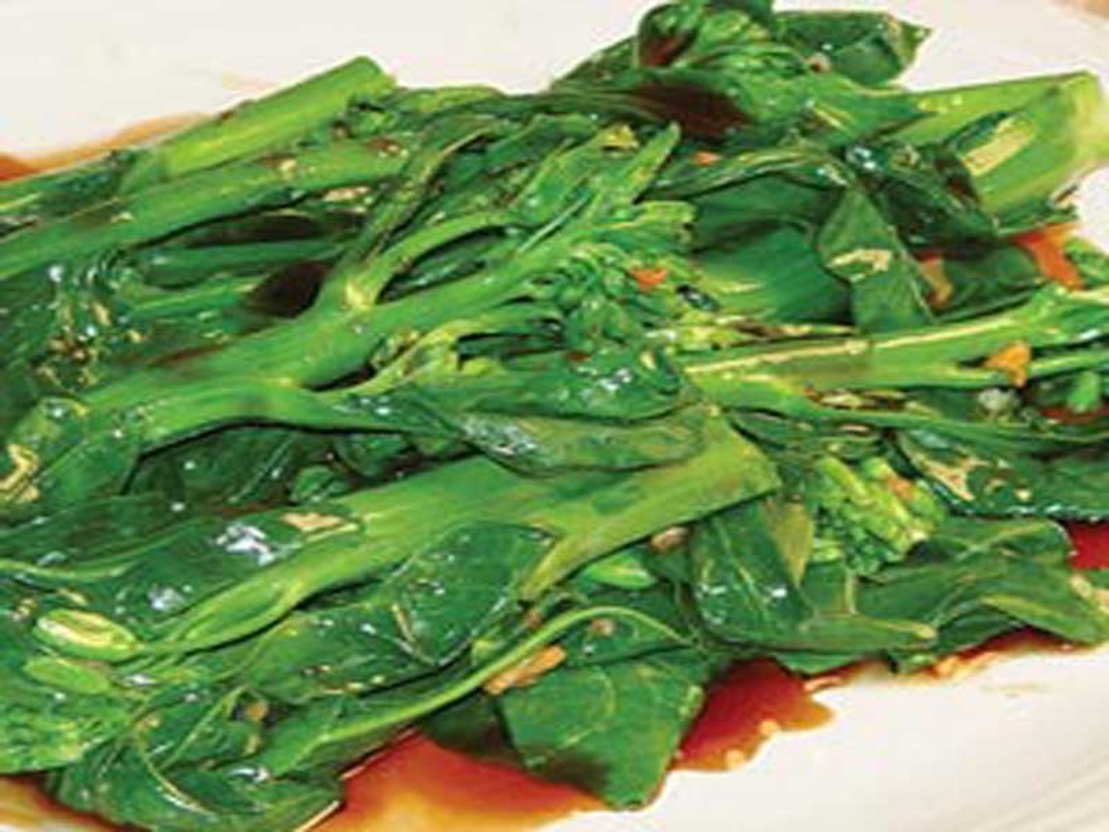 Order Chinese Broccoli food online from Lanna Thai Restaurant store, Everett on bringmethat.com