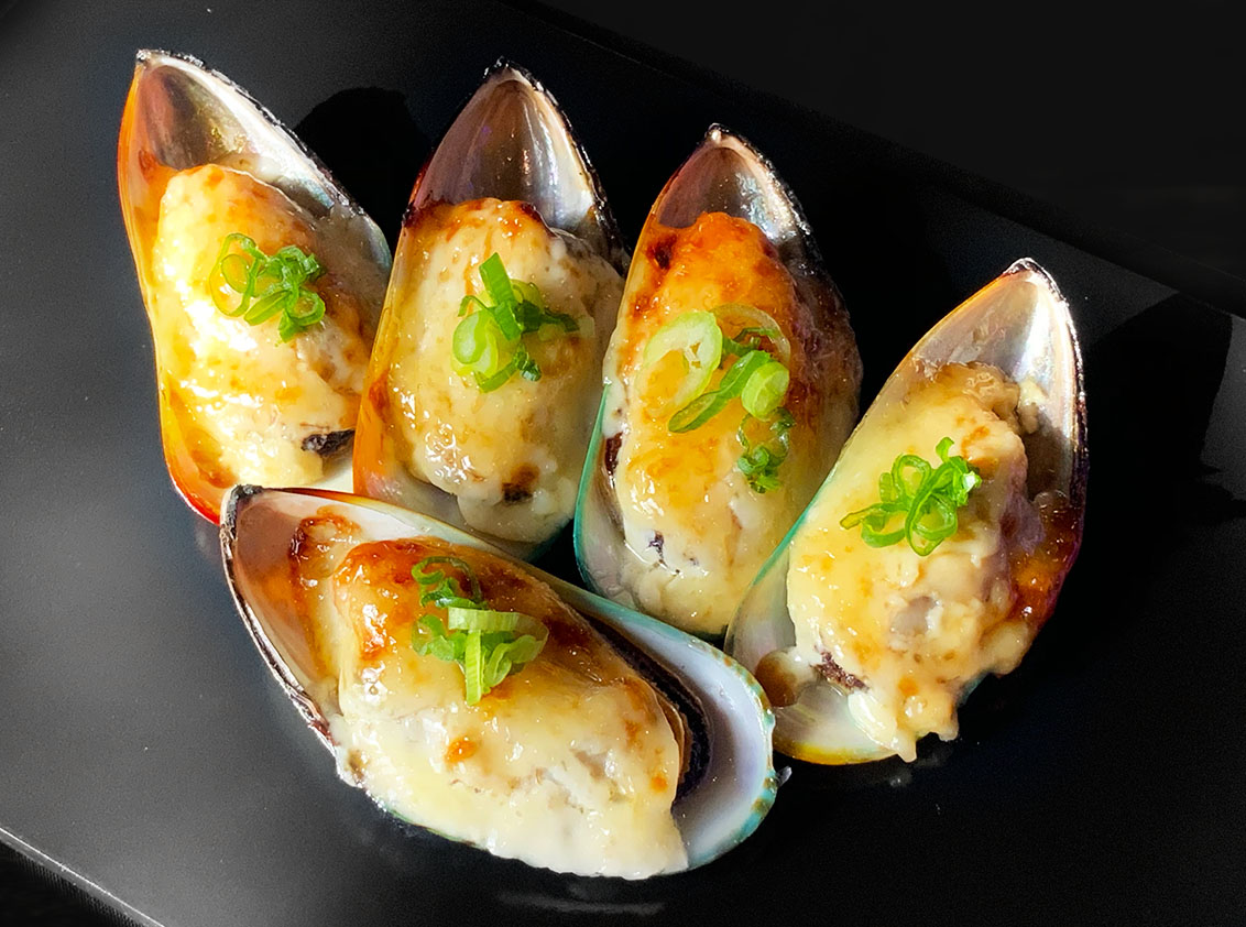 Order Baked Mussel food online from Sushi Damu store, Tustin on bringmethat.com