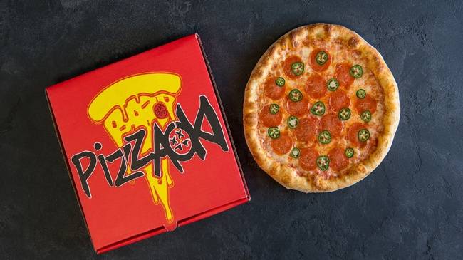 Order Jaleo - Pepperoni & Jalapeño Pizza (12" Small) food online from Pizzaoki store, Los Angeles on bringmethat.com