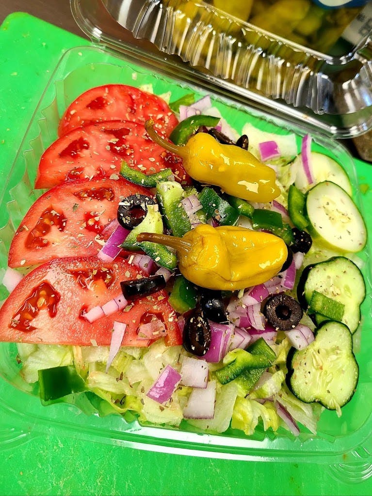 Order House Salad - Salad food online from Glen Burnie Wings store, Glen Burnie on bringmethat.com