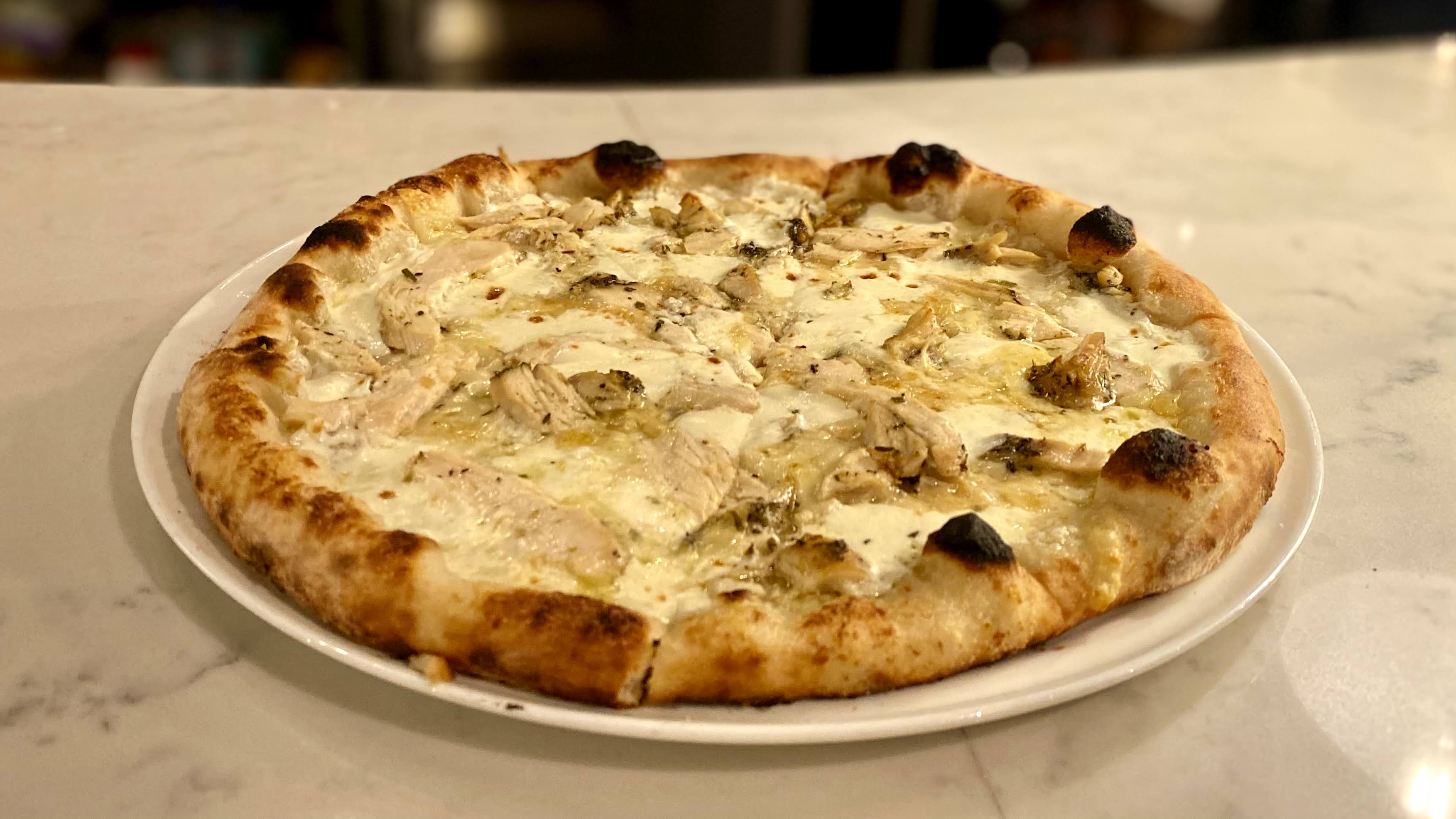 Order Chicken Alfredo Pizza food online from Midici Wood Fired Pizza store, Ventura on bringmethat.com