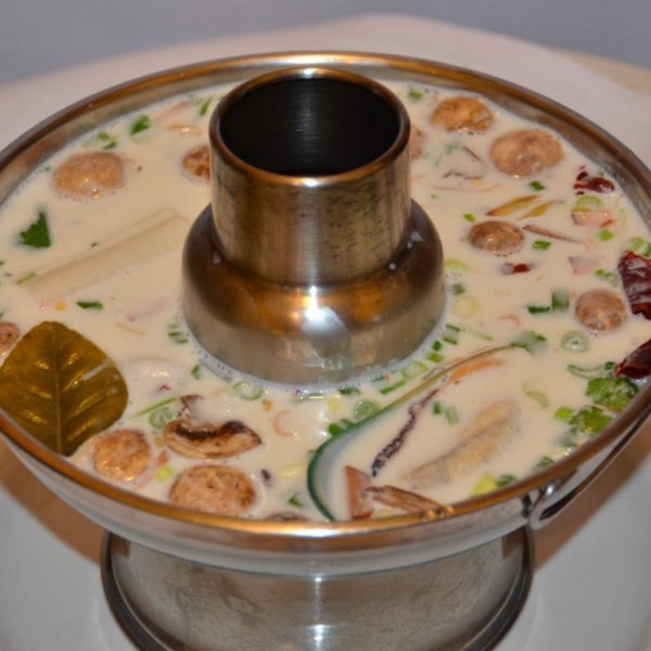 Order Coconut Seafood Soup food online from Thai Dishes,El Segundo store, Inglewood on bringmethat.com