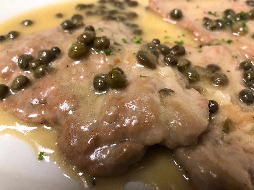 Order Pollo Piccata - Entree food online from Joes Italian Cafe store, Addison on bringmethat.com