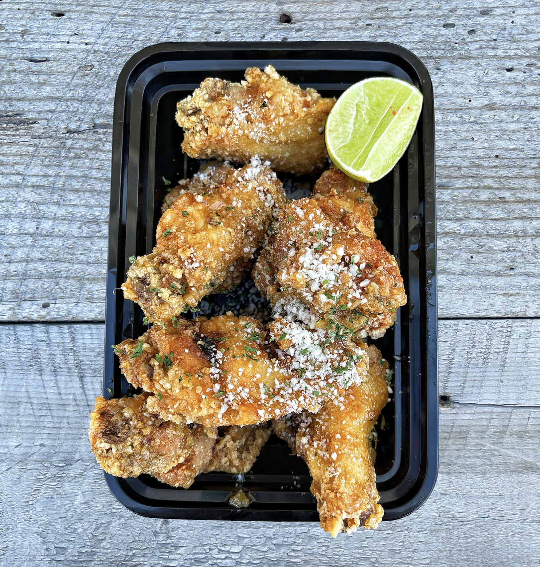 Order Crispy Chicken Wings food online from Zero Degrees store, Arlington on bringmethat.com