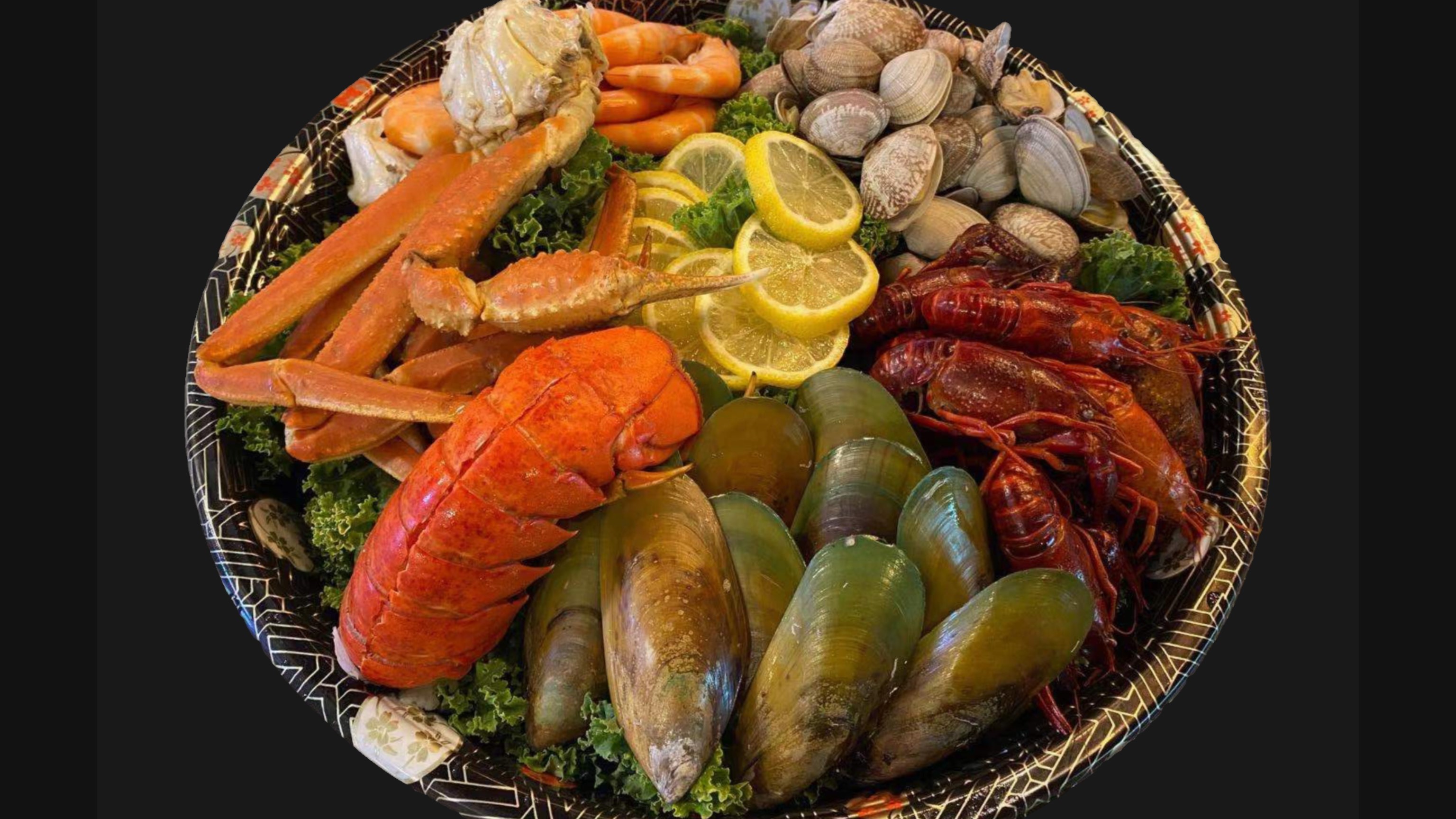 Order Queen's Variety Feast food online from Captain King Seafood City store, Memphis on bringmethat.com