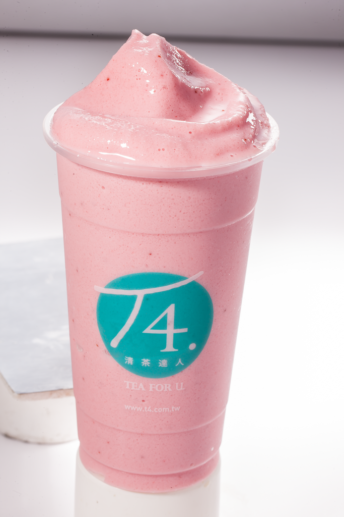 Order Strawberry Milkshake food online from T4 Clayton store, Concord on bringmethat.com