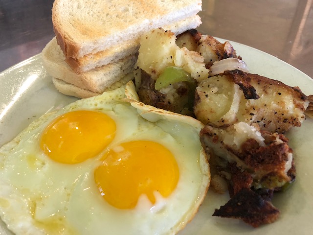 Order 2 Egg Breakfast food online from Cafe 222 store, San Diego on bringmethat.com