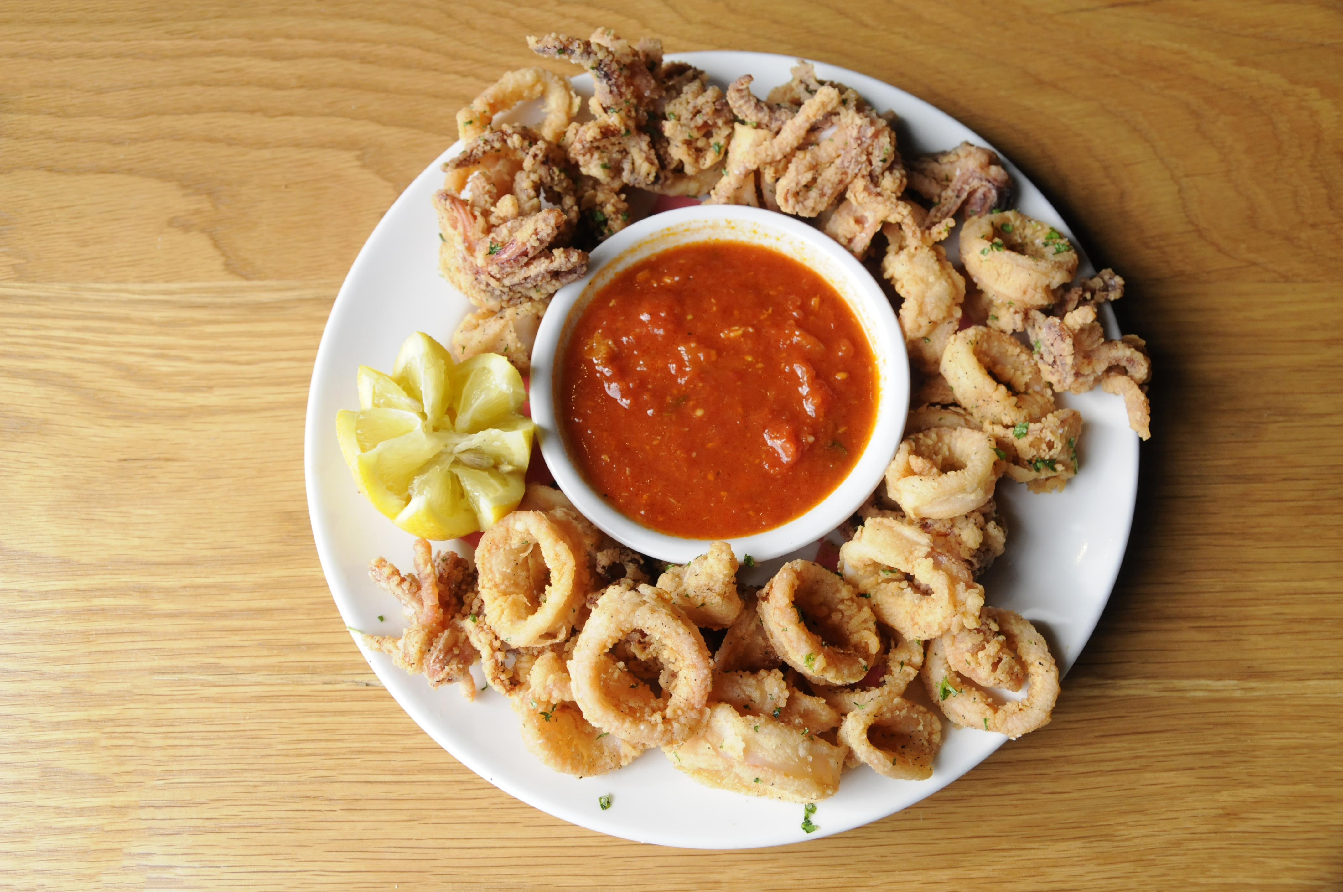 Order Fried Calamari food online from Pizza And Brew store, Scarsdale on bringmethat.com