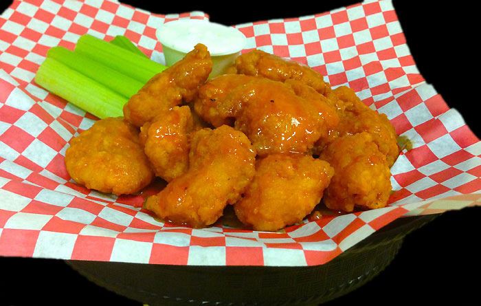Order 1 Order Boneless Wings food online from Cuzino Pizza & Pasta store, North East on bringmethat.com