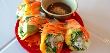 Order Very Vegan Roll with Peanut Sauce food online from Pho Ever store, Newark on bringmethat.com