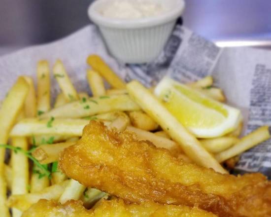 Order Beer-Battered Fish and Chips food online from Santa Monica Seafood store, Santa Monica on bringmethat.com