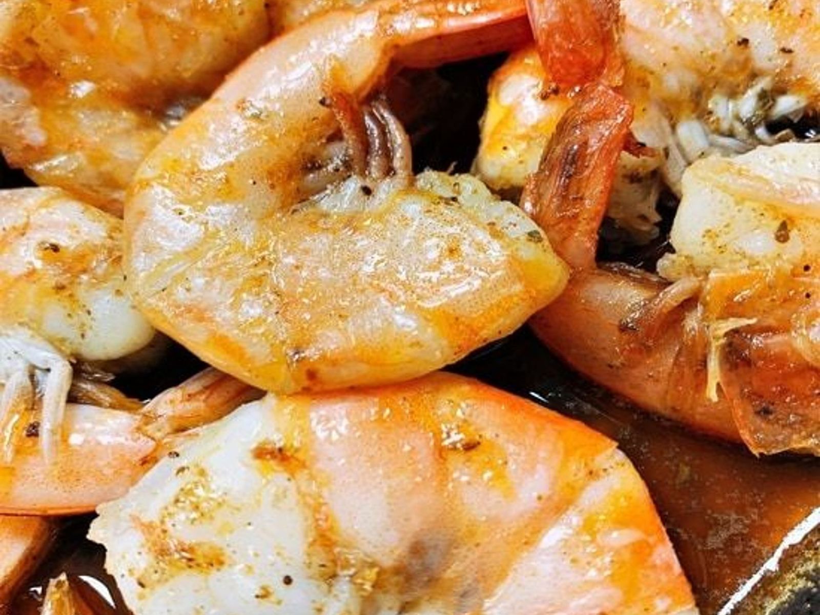 Order M1. Shrimp (No Head) food online from Juicy Seafood store, Clarksville on bringmethat.com