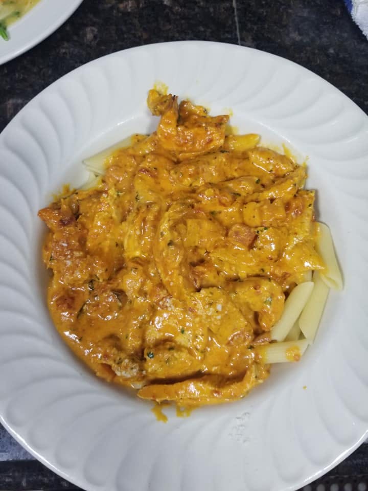 Order Penne Alla Vodka with Grilled Chicken - Pasta food online from Sapore Woodfire Pizza & Restaurant store, Ventnor City on bringmethat.com