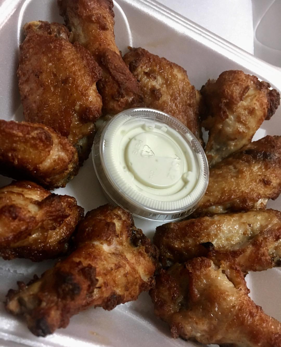 Order 10 Chicken Wings food online from Pronto Pizza Express store, Miami on bringmethat.com