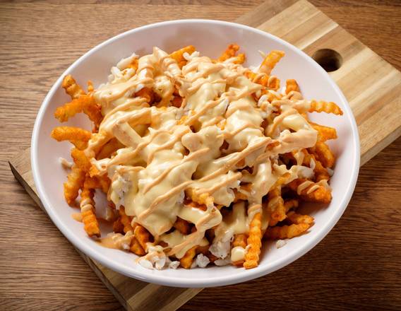 Order Ultimate Crabfries®️ food online from Chickie & Pete store, Bordentown on bringmethat.com