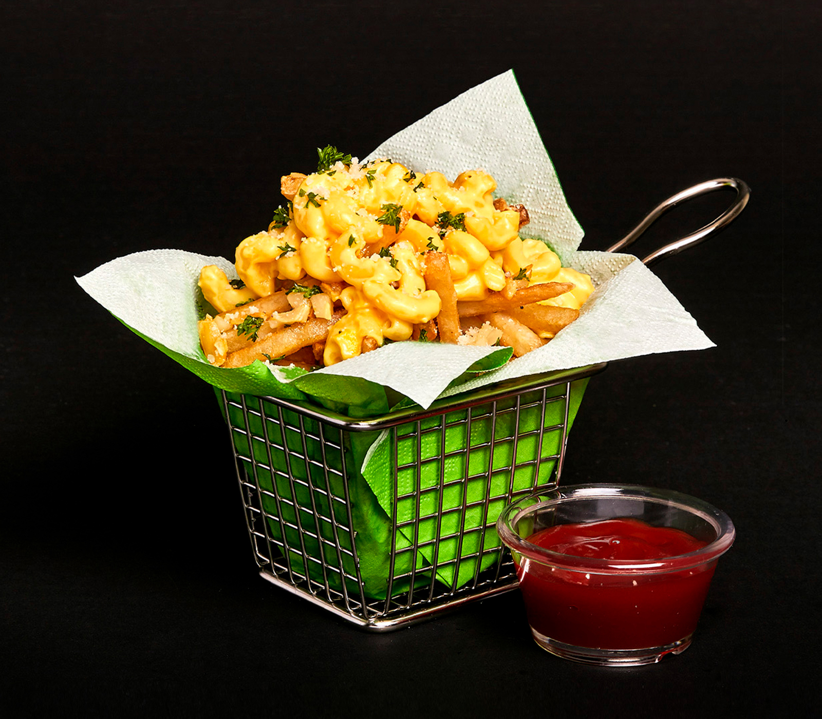 Order Mac & Cheese Fries food online from The Mac Scientist store, Baton Rouge on bringmethat.com