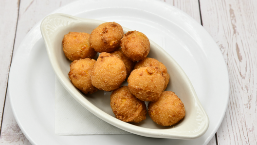 Order Great Balls of Fire food online from Joe's Crab Shack store, Bossier City on bringmethat.com