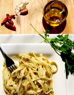 Order Pasta with Extra Virgin Olive Oil & Fresh Garlic food online from New York Pizza & Family Restaurant store, Tannersville on bringmethat.com