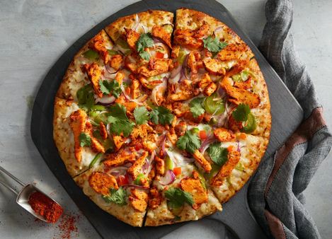 Order Tandoori Chicken Pizza food online from Curry Pizza House store, Dublin on bringmethat.com