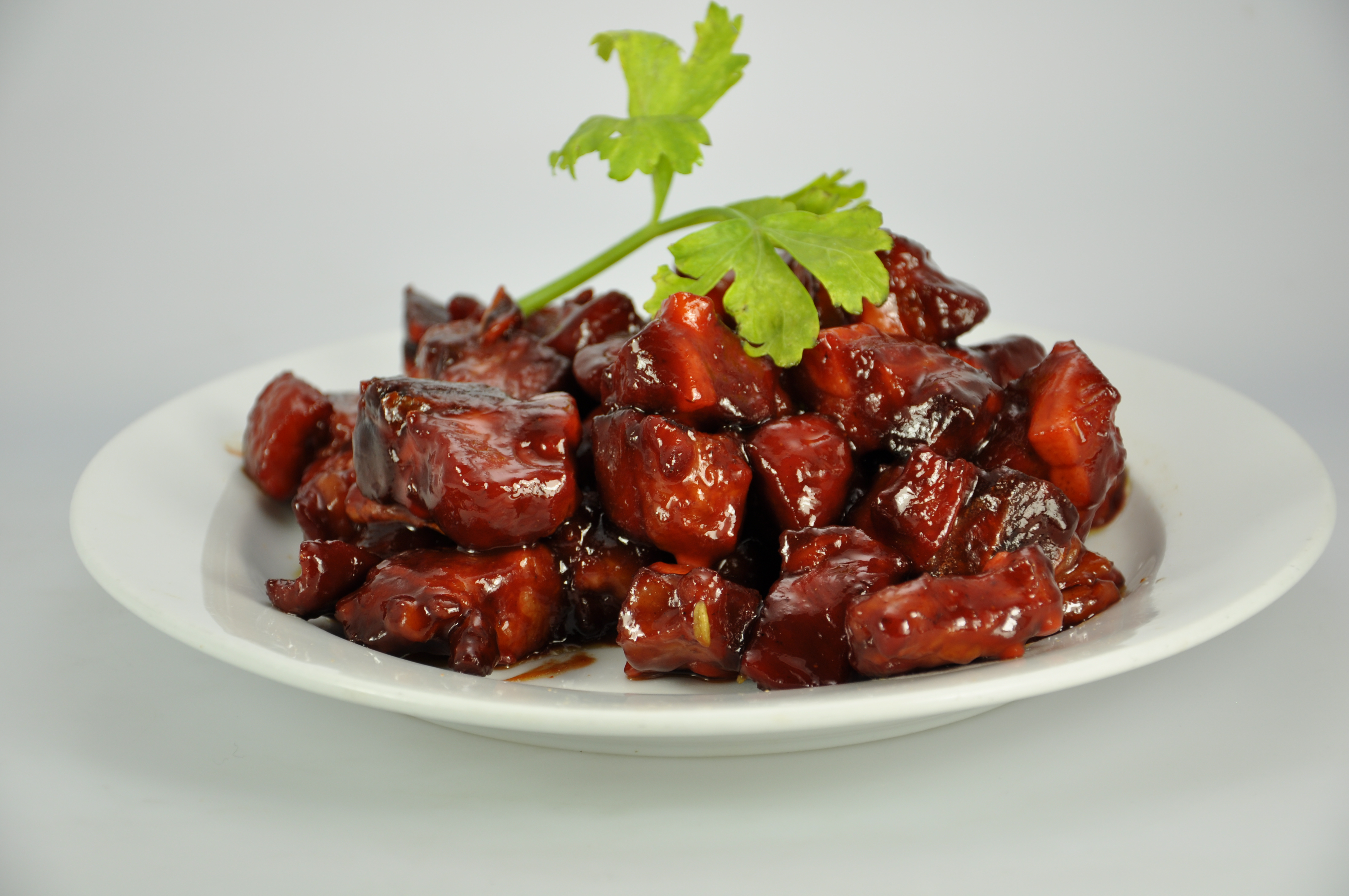 Order BBQ Spare Rib Tips food online from Kaieteur Express Restaurant store, South Richmond Hill on bringmethat.com