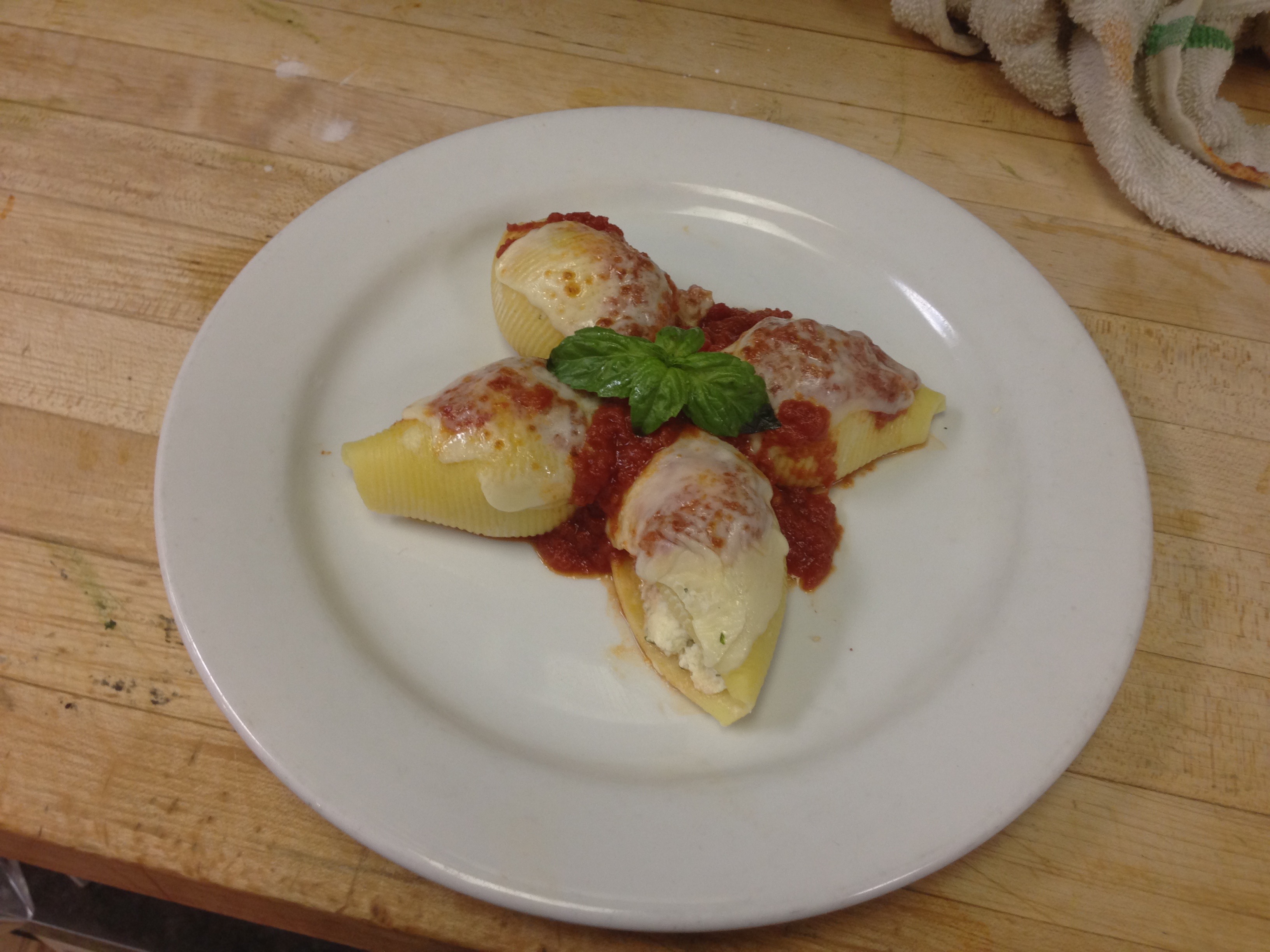Order Stuffed Shells food online from Cuzino Pizza & Pasta store, North East on bringmethat.com