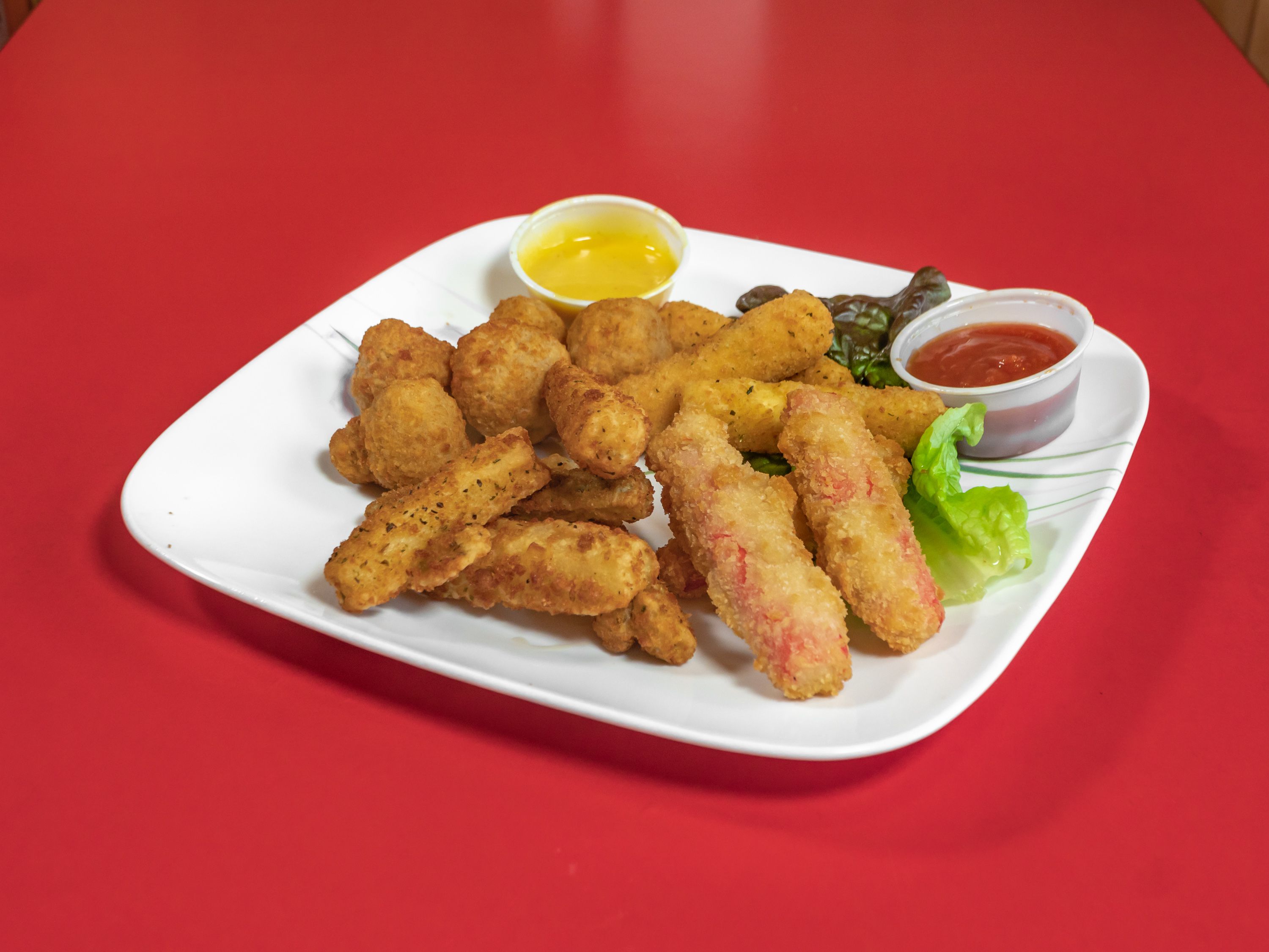 Order Mozzarella Sticks food online from Golden Chicken And Japanese Hibachi store, Prince Frederick on bringmethat.com