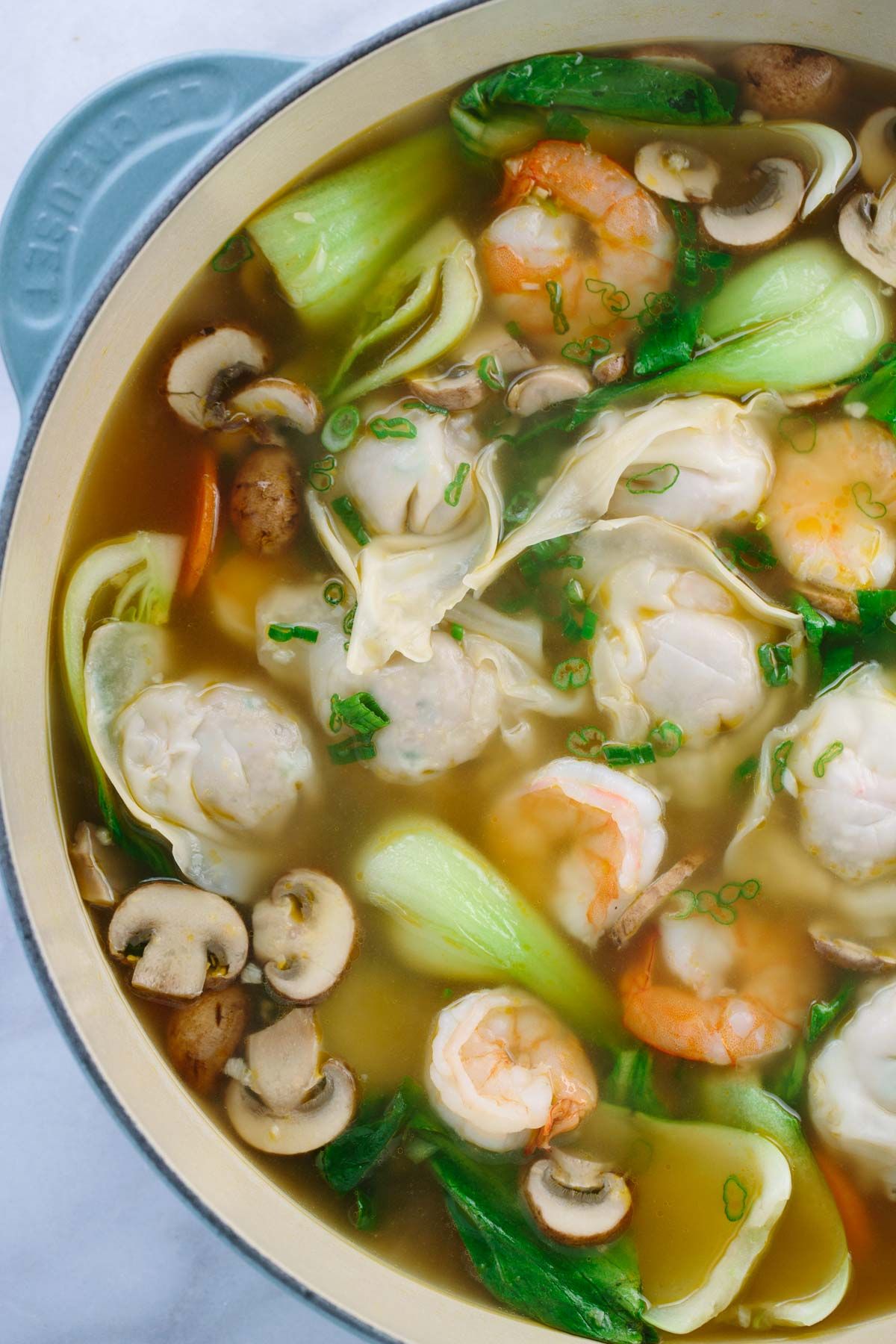 Order Wanton Soup food online from Sunny China Buffet store, Urbana on bringmethat.com
