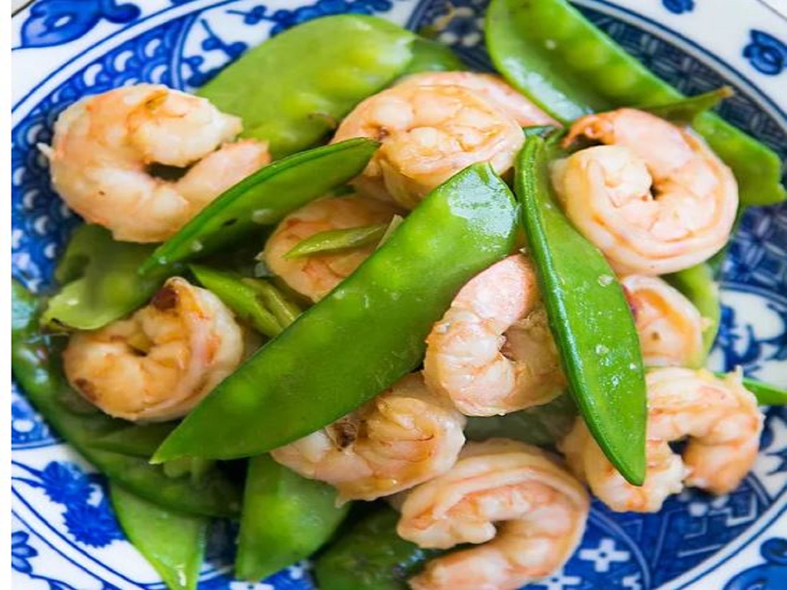 Order 85. Shrimp with Snow Peas Large food online from New China King store, Lakewood on bringmethat.com