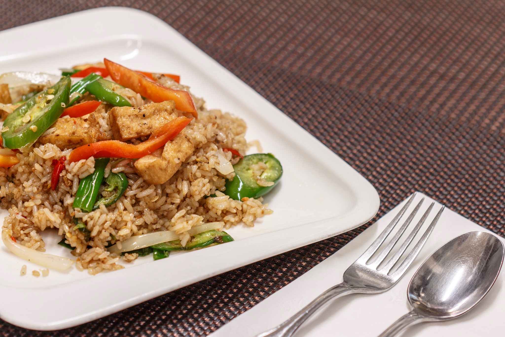 Order Chili Fried Rice  food online from Up 2u Thai Eatery store, Alameda on bringmethat.com