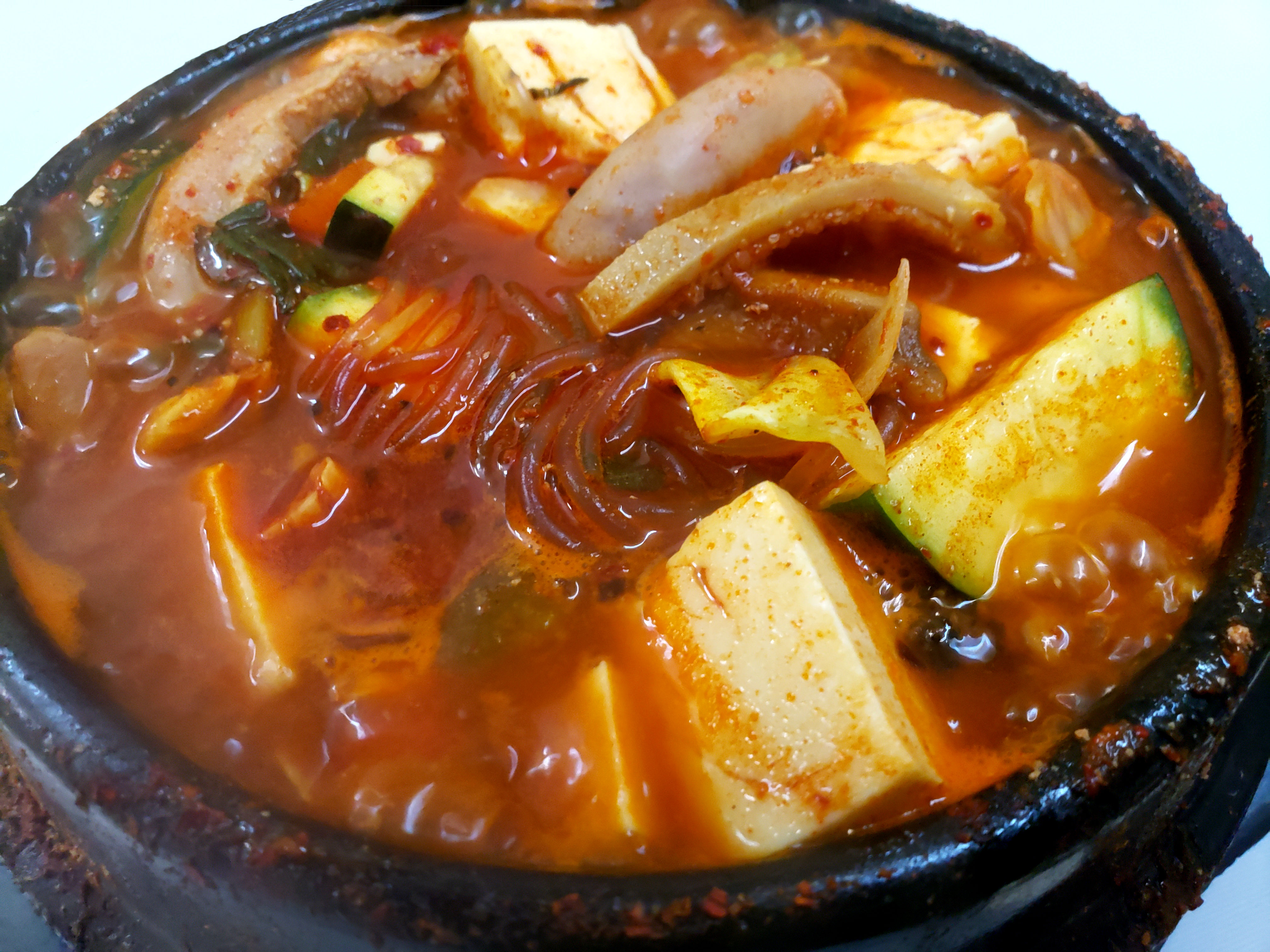 Order Spicy Tripe Soup food online from Seoul Fusion store, Kennewick on bringmethat.com