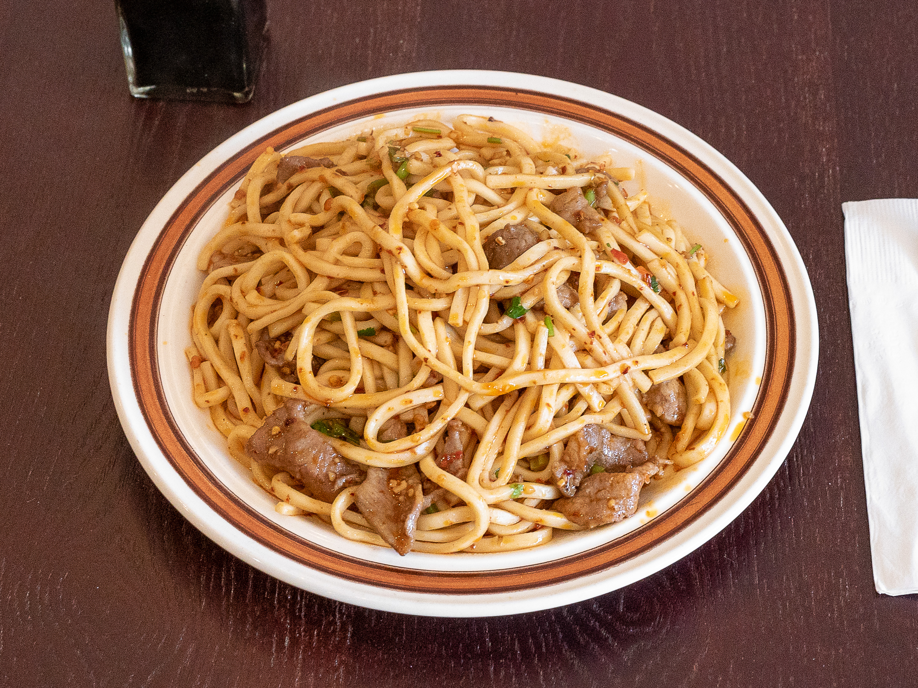 Order Hot Beef Chow Mein food online from Sichuanese Cuisine store, Seattle on bringmethat.com