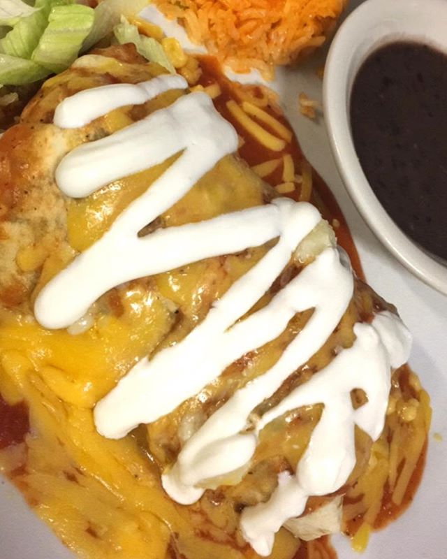 Order Burrito food online from Little Mexican Cafe store, New Rochelle on bringmethat.com