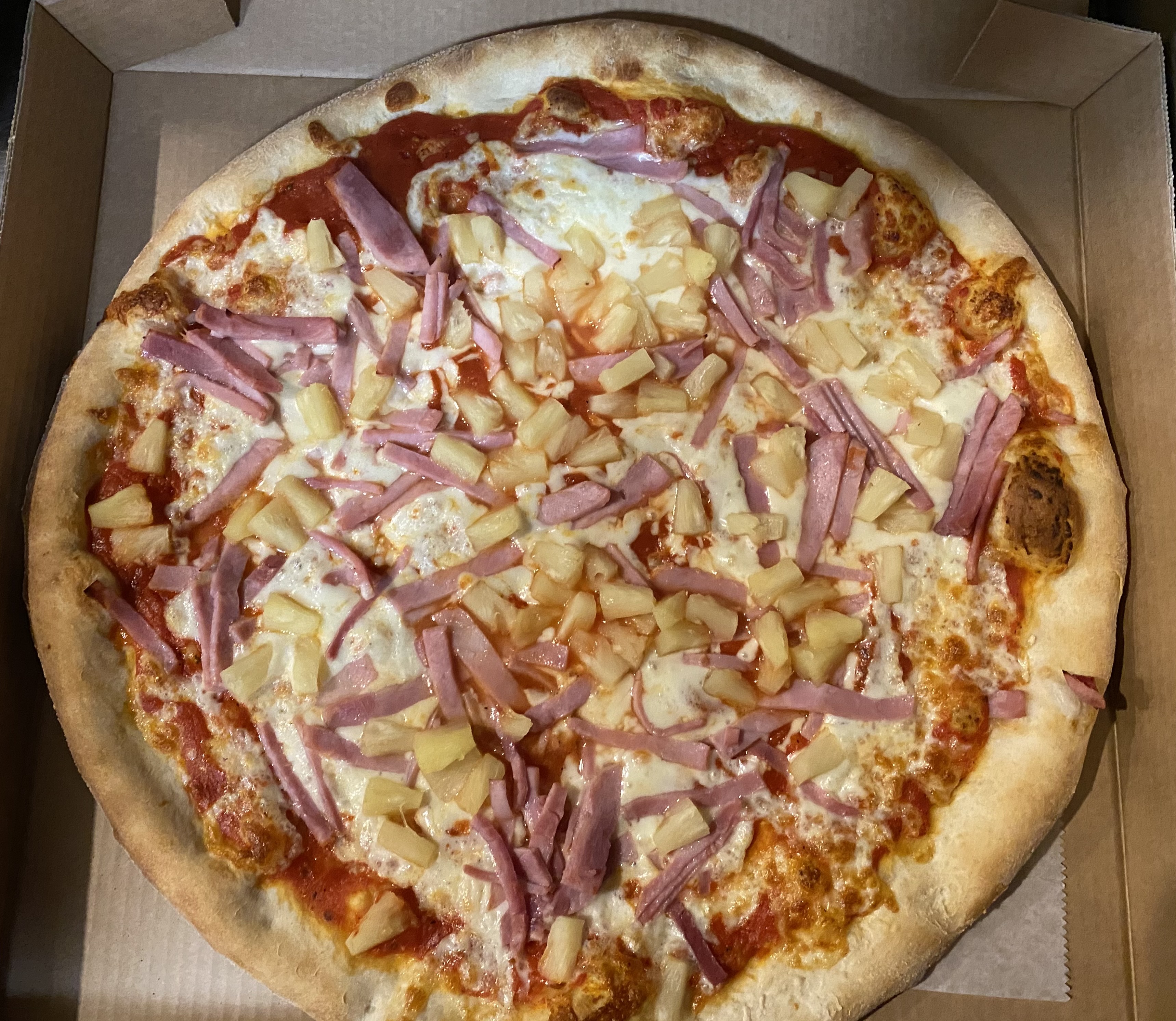 Order Hawaiian Pizza food online from Two Cousins Pizza and Italian Restaurant store, Lancaster on bringmethat.com