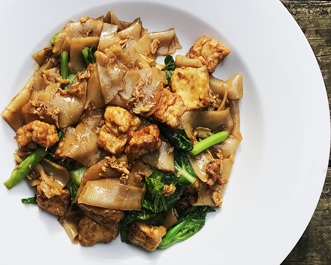 Order Pad See Eew Tofu food online from Royal Thai store, Washington on bringmethat.com