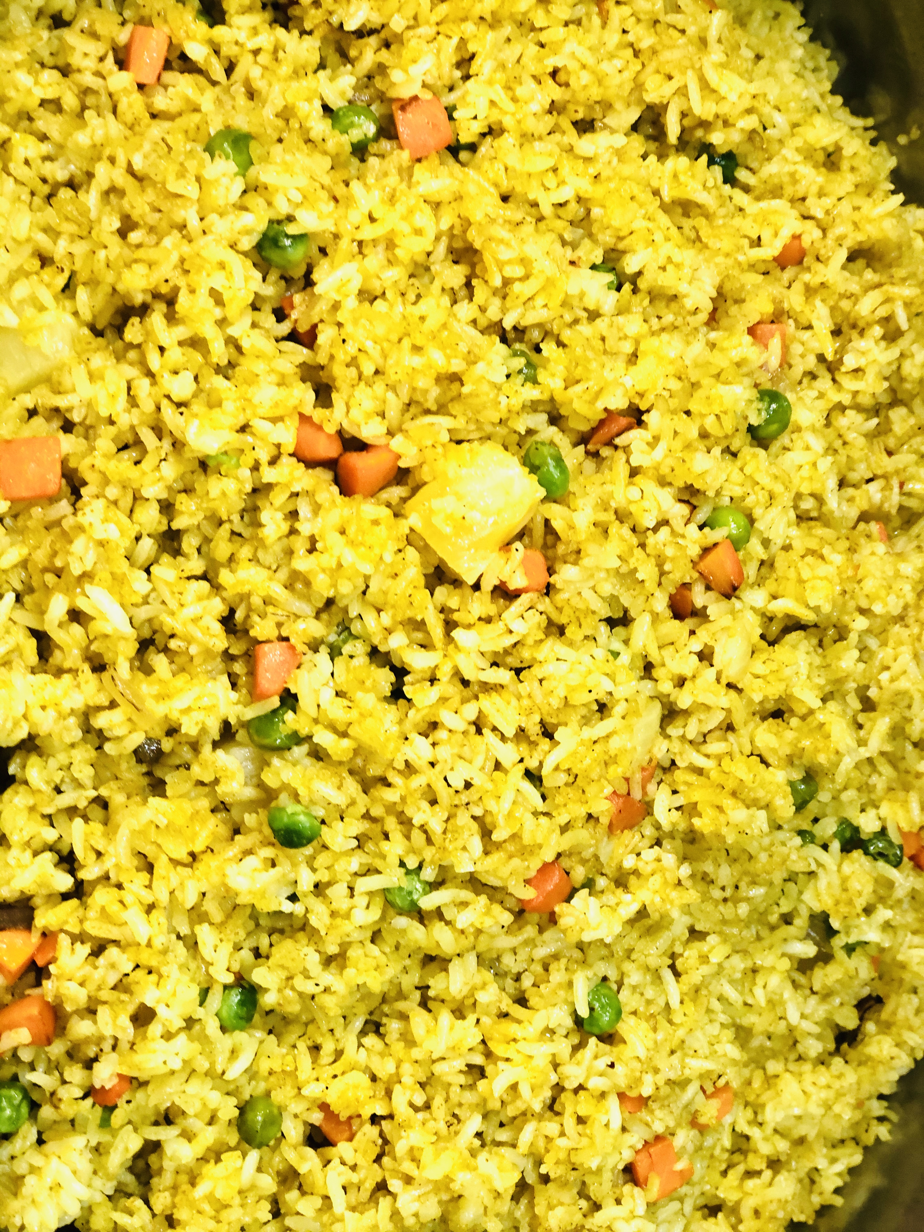 Order Pineapple Fried Rice food online from Ruby Thai Kitchen store, Natick on bringmethat.com